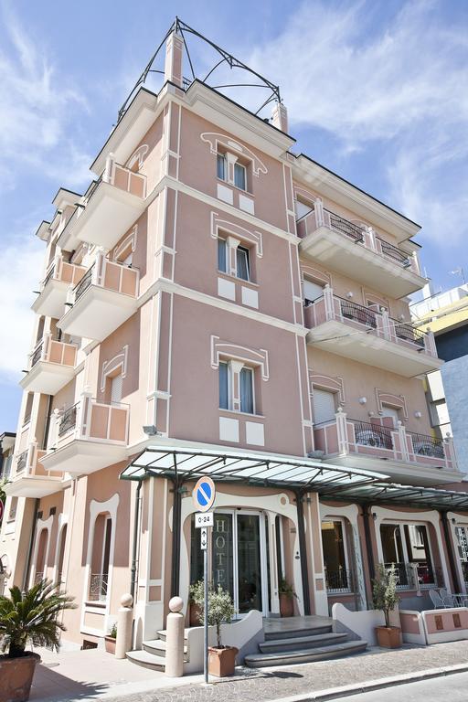 Hotel Aurora Rimini Kültér fotó